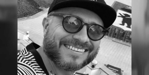 Екатеринбург простился с владельцем известнейшего музыкального магазина Сергеем Морозом